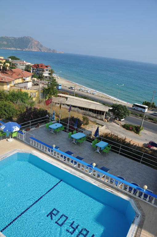Royal Hotel