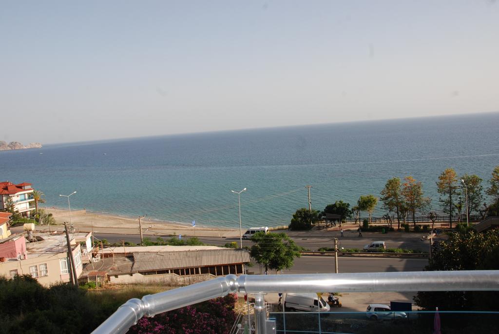 Royal Hotel